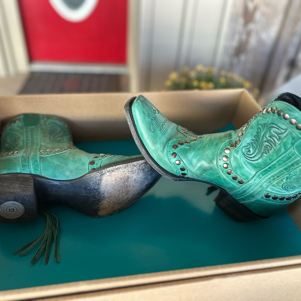 Lane Turquoise Western Boots